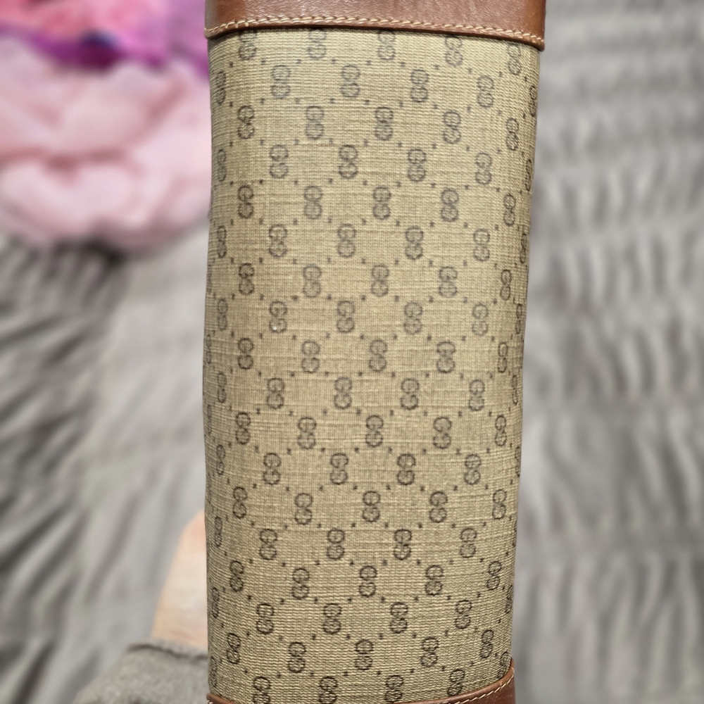 Gucci Authentic Tan and Brown Cosmetic Bag - Picture 3 of 8